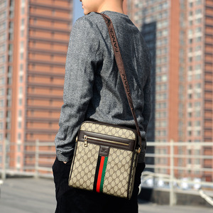 Bolsos de Mensajero y Bandoleras de Moda de Diseñador de Lujo de Marca Propia para Hombre - Product Image 3