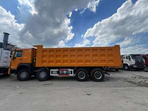 Camion à benne basculante HOWO 400HP 8x4 d'occasion avec moteur et pompe, capacité de 25 m, camion à benne basculante lourd à vendre - Product Image 2