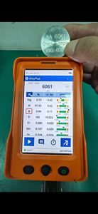Analyseur XRF portable Olympus Vanta d'occasion, couleur orange, pour l'analyse des métaux et des alliages précieux, fonctionne sur batterie - Product Image 6