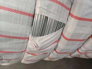 Malla de Alambre Galvanizado por Inmersión en Caliente de Alta Calidad con Recubrimiento de Zinc para Tejido de Cercas - Product Image 3