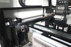 Máquina de producción electrónica Charmhigh <span class=keywords><strong>CHM</strong></span>-861, máquina Vertical SMT Pick and Place con alta velocidad - Product Image 4