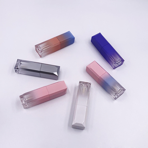 Tubes de gloss à lèvres dégradés personnalisés, tubes carrés et ronds vides avec pinceaux personnalisés - Product Image 3
