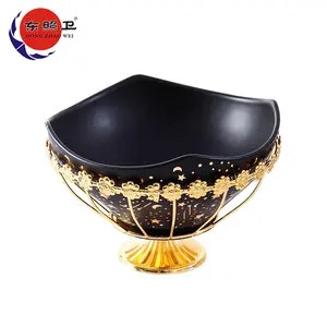 Lace White Ceramic Salad Bowl Restaurant Kitchen Tools Home Salad Bowl Golden Stainless Steel Stand Black Irregular Salad Bowl