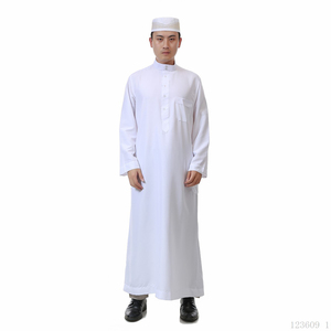 Jubba Bianco Tinta Unita All'ingrosso Stile Dubai Al Haramain Thobe Musulmano Tradizionale da Uomo per <span class=keywords><strong>la</strong></span> <span class=keywords><strong>Preghiera</strong></span> Invernale Design Arabo Personalizzato - Product Image 4