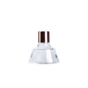 Bouteille de parfum en <span class=keywords><strong>porcelaine</strong></span> blanche, bouteille de parfum trapézoïdale à épaule inclinée, bouteille de <span class=keywords><strong>distributeur</strong></span> de parfum - Product Image 1