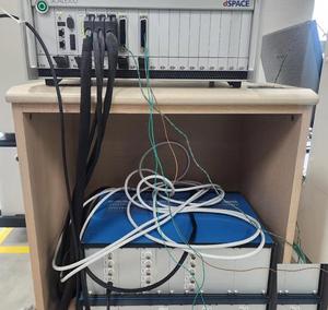 dspace AUTERA <span class=keywords><strong>AutoBox</strong></span> MicroAutoBox MicroLabBox SCALEXIO SCALEXIO LabBox MicroLabBox MicroAutoBox MicroAutoBox SCALEXIO Un commutateur - Product Image 1