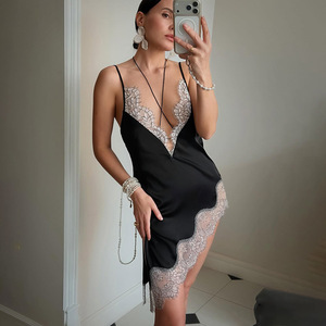 Vestido de tirantes con cuello en V, encaje irregular y espalda descubierta para mujer, de poliéster de color liso, estilo casual. - Product Image 4