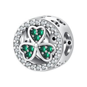 Abalorio de Plata de Ley S925 con diseño de Trébol Redondo Hueco y Circonitas Cúbicas Verdes y Blancas, compatible con pulseras de cadena tipo serpiente, regalo de la suerte para mujer - Product Image 1