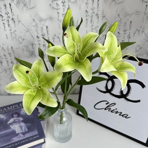 Arreglo de Lirios Artificiales de Meiyu Craft Flower Factory, Flores de Seda de 3 Cabezas, Realistas, para Decoración de Bodas y Hogar - Product Image 3