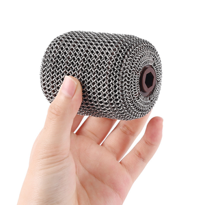 Brosse de nettoyage de gril avec lumière LED à rouleaux en acier inoxydable pour enlever la crasse des plaques chauffantes électriques, des poêles et des grilles de barbecue - Product Image 2