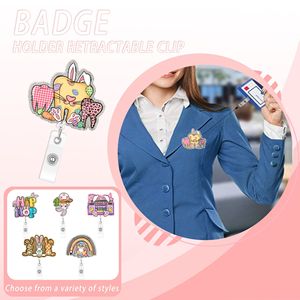Porte-badge rétractable de luxe en plastique ABS, motif lapin de Pâques, mignon et rotatif, pour cadeaux de bureau et scolaires, vente en gros - Product Image 5