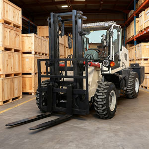 使用我们高效的全地形叉车和多功能4x4全地形叉车简化物流。 - Product Image 1