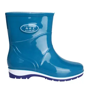 A Kids plastics Rain Shoes Waterproof Rain Boots