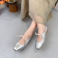 Nouvelles Chaussures Plates Mary Jane Élégantes Printemps/Été, Style Niche, Semelle Souple, Cuir Véritable, Bride Plissée, pour Femme