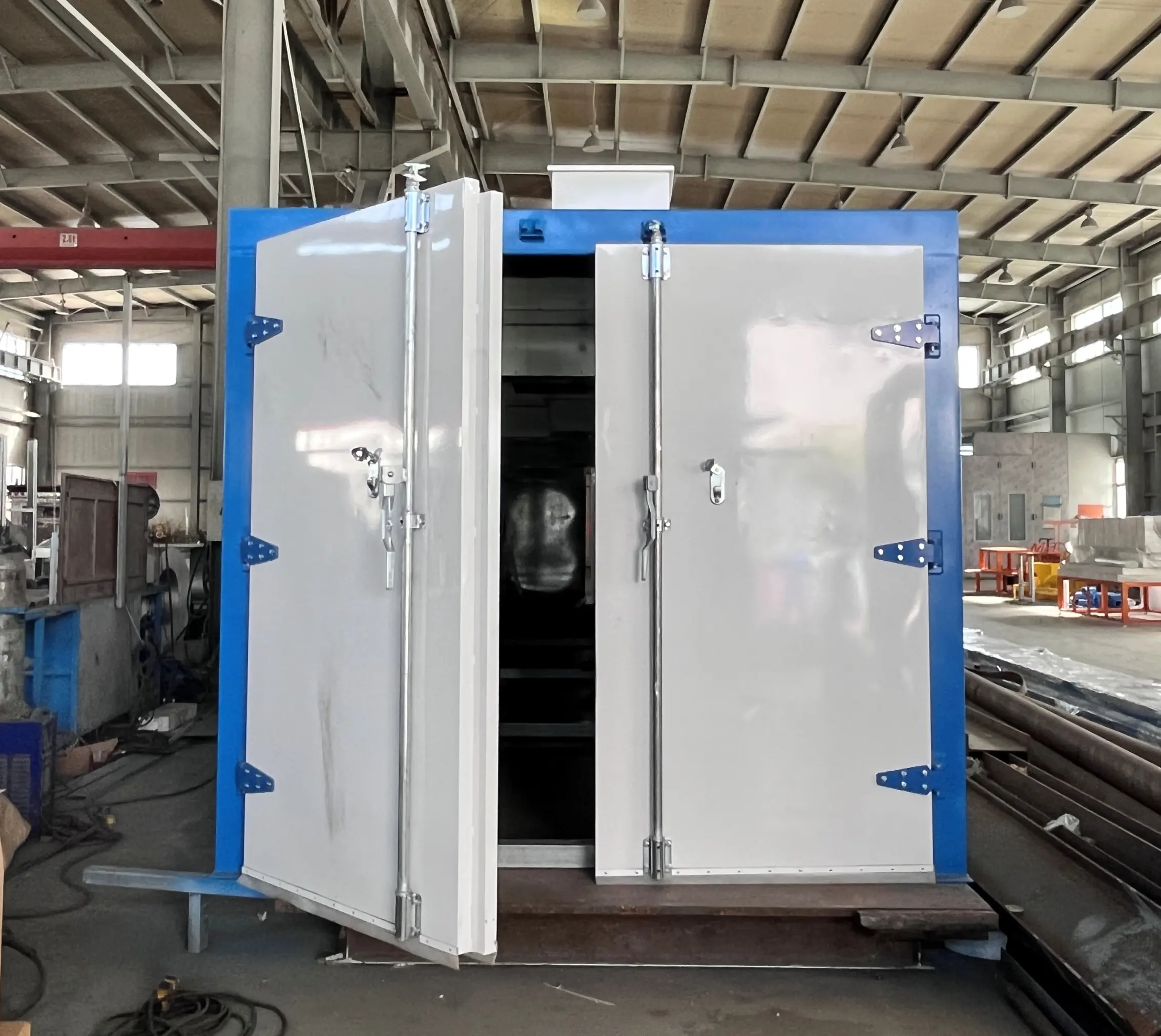 Infrared powder coating oven