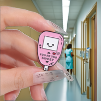 Épinglette en émail 'You Are Too Sweet' - Infirmière de dessin animé - Thème Amour - Cadeau de diplôme pour médecins et infirmières - Accessoire de fournitures scolaires