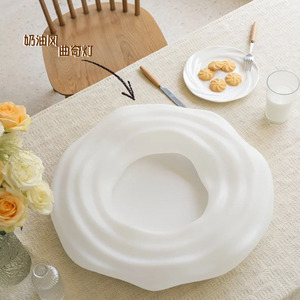 Lámpara de Techo LED de Espectro Completo Creative Cookie, Luz Cálida Romántica para Dormitorio, Estilo Nórdico, Tema Cremoso, 10-15 m² - Product Image 2