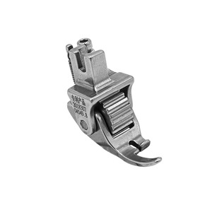 Pied presseur à rouleaux A10 en acier inoxydable pour machine à coudre à plat, outil de pliage à quatre volets avec roues anti-torsion - Product Image 1