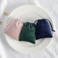 Pochette en velours de luxe avec logo de marque personnalisé boucles d'oreilles en flanelle avec cordon de serrage mini sacs à bijoux multicolores portables