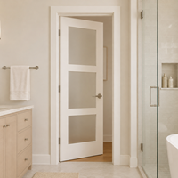 Porte en bois laquée blanche de style shaker contemporain de luxe avec quincaillerie Hafele pour salle de bain, villa, maison de ville, hôtel