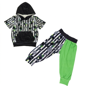 Conjunto Deportivo con Capucha para Niños HAIZHU Bd2-3, Conjunto de Jogging para Bebés, Estilo Beetlejuice, Traje Holgado de Seda de Leche - Product Image 1