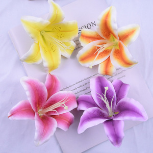 Cabeza <span class=keywords><strong>de</strong></span> Flor <span class=keywords><strong>de</strong></span> Lirio Artificial Realista para Decoración <span class=keywords><strong>de</strong></span> Bodas, Paredes, Navidad, Halloween, <span class=keywords><strong>Arreglos</strong></span> Florales, Hecha <span class=keywords><strong>de</strong></span> Látex, Venta Directa <span class=keywords><strong>de</strong></span> Fábrica - Product Image 3