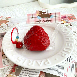 Productos de Diseño Novedoso con Temática de Postres, Frutas y Pan, Hechos de Silicona de Grado Alimenticio con Diseños Adorables. - Product Image 1