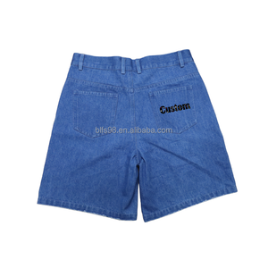 Shorts cargo en jean vintage surdimensionnés pour hommes, taille mi-haute, respirants, avec strass personnalisés, effet délavé, pour l'été - Product Image 3