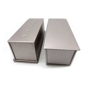 Molde para Pan <span class=keywords><strong>de</strong></span> Aluminio con Diseño <span class=keywords><strong>de</strong></span> Ondas Doradas <span class=keywords><strong>de</strong></span> <span class=keywords><strong>1000</strong></span> <span class=keywords><strong>Gramos</strong></span>, Calidad Comercial, <span class=keywords><strong>Precio</strong></span> <span class=keywords><strong>de</strong></span> Fábrica, para Pan Tostado - Product Image 3
