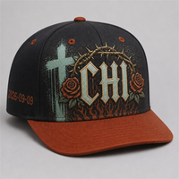 Cappello Trucker a 5 Pannelli con Visiera Curva e Ricamo, Frontale in Schiuma e Rete, Stile West Coast Gothic Chicano Urban Streetwear