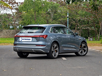 Audi E-tron Sportback 2024 465 km 313 ch Recharge rapide 5 portes 5 places SUV Automatique Sièges en cuir Régulateur de vitesse adaptatif