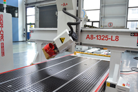 Enrutador ATC 1325/1530, enrutador de madera de 4 ejes con cabezal oscilante de 180 grados, máquina enrutadora Cnc para tallar a buen precio