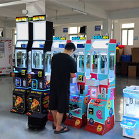 Machine de jeu d'arcade commerciale Mega Mini grue à pinces à monnayeur pour attraper les peluches