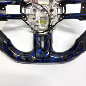 Volant personnalisé pour <span class=keywords><strong>Ford</strong></span> <span class=keywords><strong>Mustang</strong></span> 2014-2023, <span class=keywords><strong>prix</strong></span> d'usine, bleu, carbone forgé écrasé avec cuir, personnalisé - Product Image 4