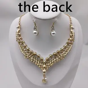 Braut simulierte Perle Schmuck Sets für Damen kleider Strass Halskette Ohrringe Set Gold Farbe Brautkleider