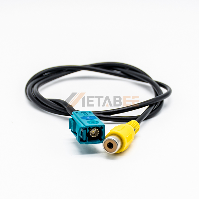 Fakra Z Male to RCA Female 1M Video Cable Reversing Camera Parking Adapter for Vehicle Car Navigation Display