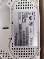 Terminal de Red Óptica Compacto 8120C con Puerto Horizontal Gigabit GPON/EPON ONU/ONT, 2 Puertos LAN y 1 Puerto TEL Compatible