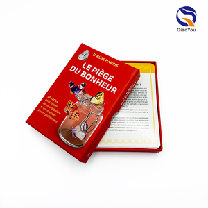 Cartes à jouer personnalisées imprimées avec un emballage en boîte <span class=keywords><strong>cadeau</strong></span>, en matériau recyclable et respectueux de l'environnement - Product Image 5