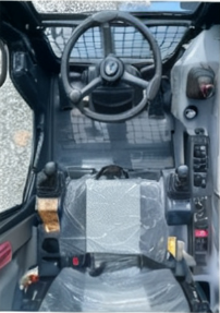 Escavatore Gommato KATOCASE da 6 Tonnellate con Sistema Idraulico Multifunzione Yuchai per Posa Tubazioni, Livellamento Cantiere e Guida Rapida su Strada - Product Image 4