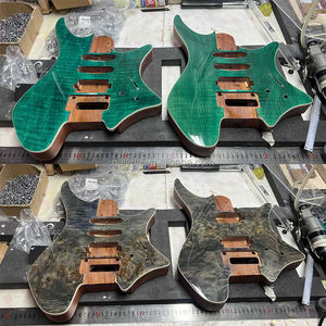 กีตาร์ไฟฟ้า 6 สาย ผลิตจากโรงงาน ตัวบอดี้ไม้โรสวูด คอไม้เมเปิล ปิ๊กอัพแบบ H-H ผิวเคลือบด้าน/สี  โลโก้ปรับแต่งได้ - Product Image 2