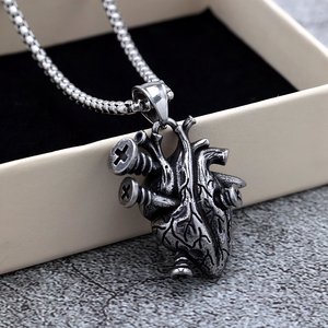 Collier avec pendentif en forme de cœur en acier inoxydable pour hommes, bijoux de charme gothique punk, cadeau, accessoire de mode - Product Image 2