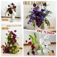 Centres de table de mariage en fausses fleurs orange et rose automnales, roses en soie et hortensias pour décoration de stand d'accueil et allée.