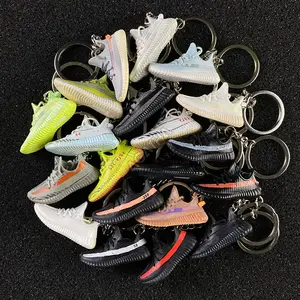 Bộ Quà Tặng thời trang PVC thiết kế bán buôn số lượng lớn Sneaker Keyring 3D Mini Keychain Giày