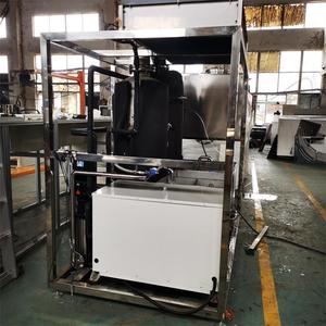 Water Treatment Machinery Low Temperature <b>Vacuum</b> Evaporation System 2500L/Hour 40kW Desalination <b>Pump</b> 380V - Product Image 3