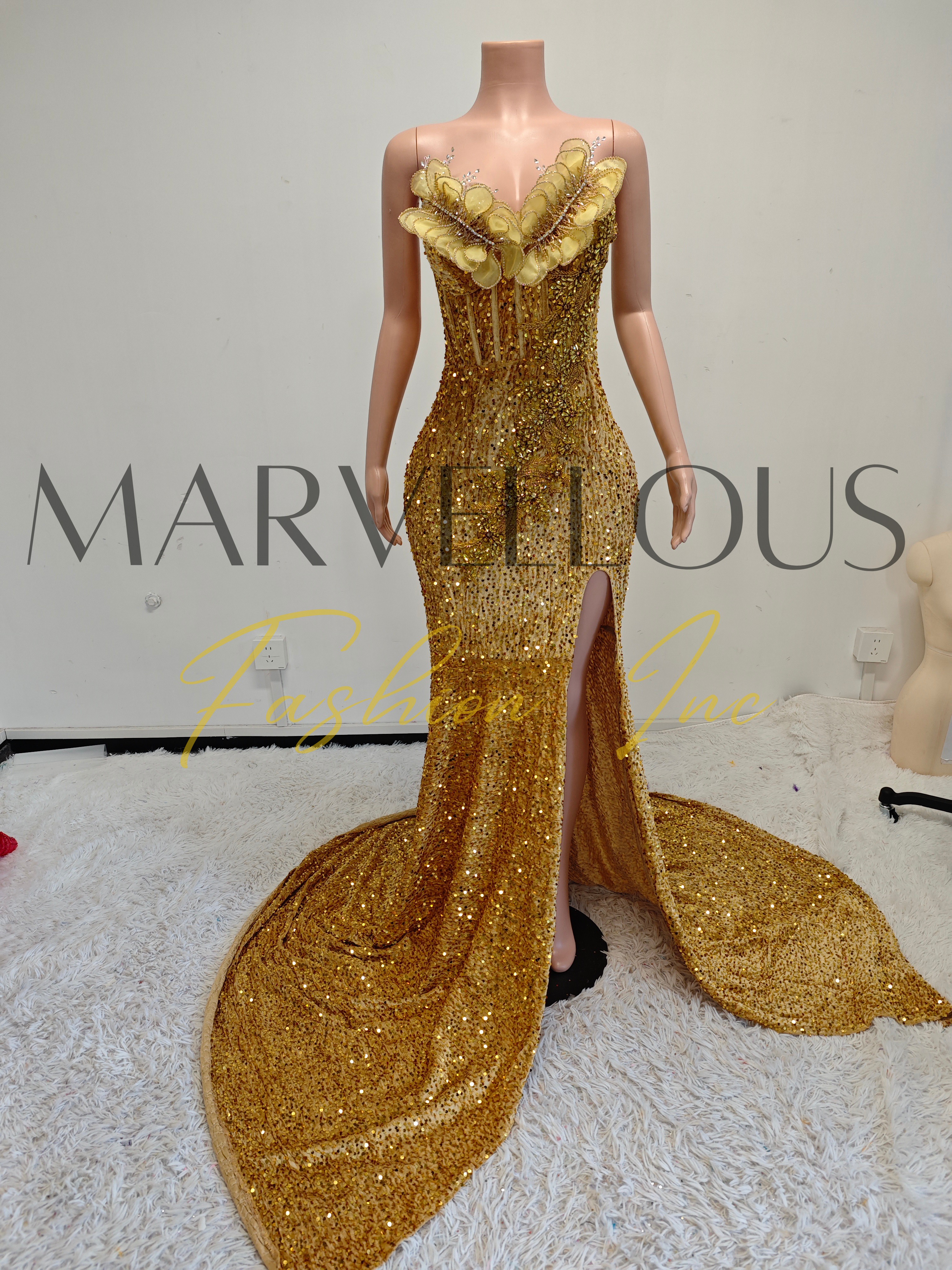 TH25020602 gold