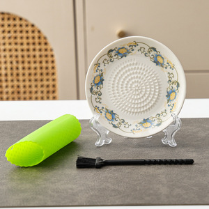 Ensemble de hachoirs à ail en céramique Blue Core 522, râpe manuelle multifonctionnelle pour ail, gingembre, fruits, herbes et épices - Product Image 3