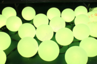 Lumières de scène à LED en forme de sphère à pixels RGB suspendues de haute qualité avec contrôle DMX512