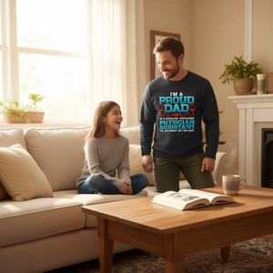 Camiseta de manga larga para padre orgulloso de la profesión de médico, de la parte de su hija - Product Image 1
