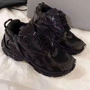 Luxury Soft Soled Elastic Running Shoes Original Mesh Fabric Runner Shoes and Sports Shoes - Product Image 2