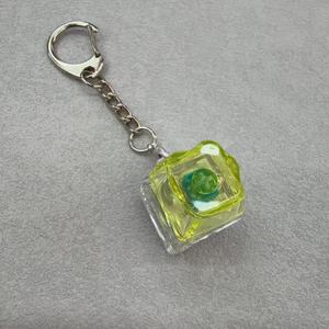 1 pièce Porte-clés DIY en forme de patte de chat, transparent et coloré, avec bouton de clavier, pour clavier PC, pendentif anti-stress, cadeaux promotionnels - Product Image 6